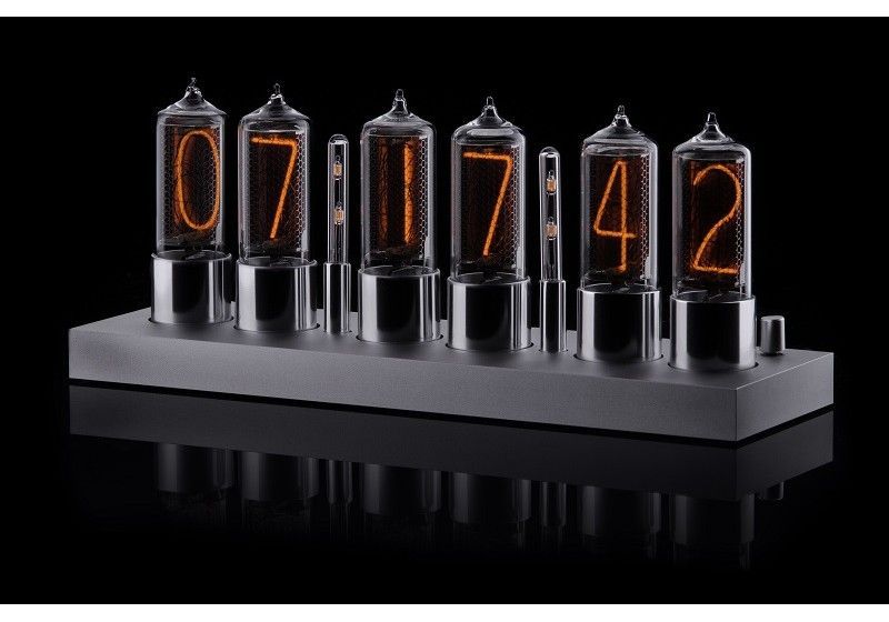 ZIN18 New Nixie Tube Clock Silver Aluminium Classic Case WIFI  Android/Iphone Setup