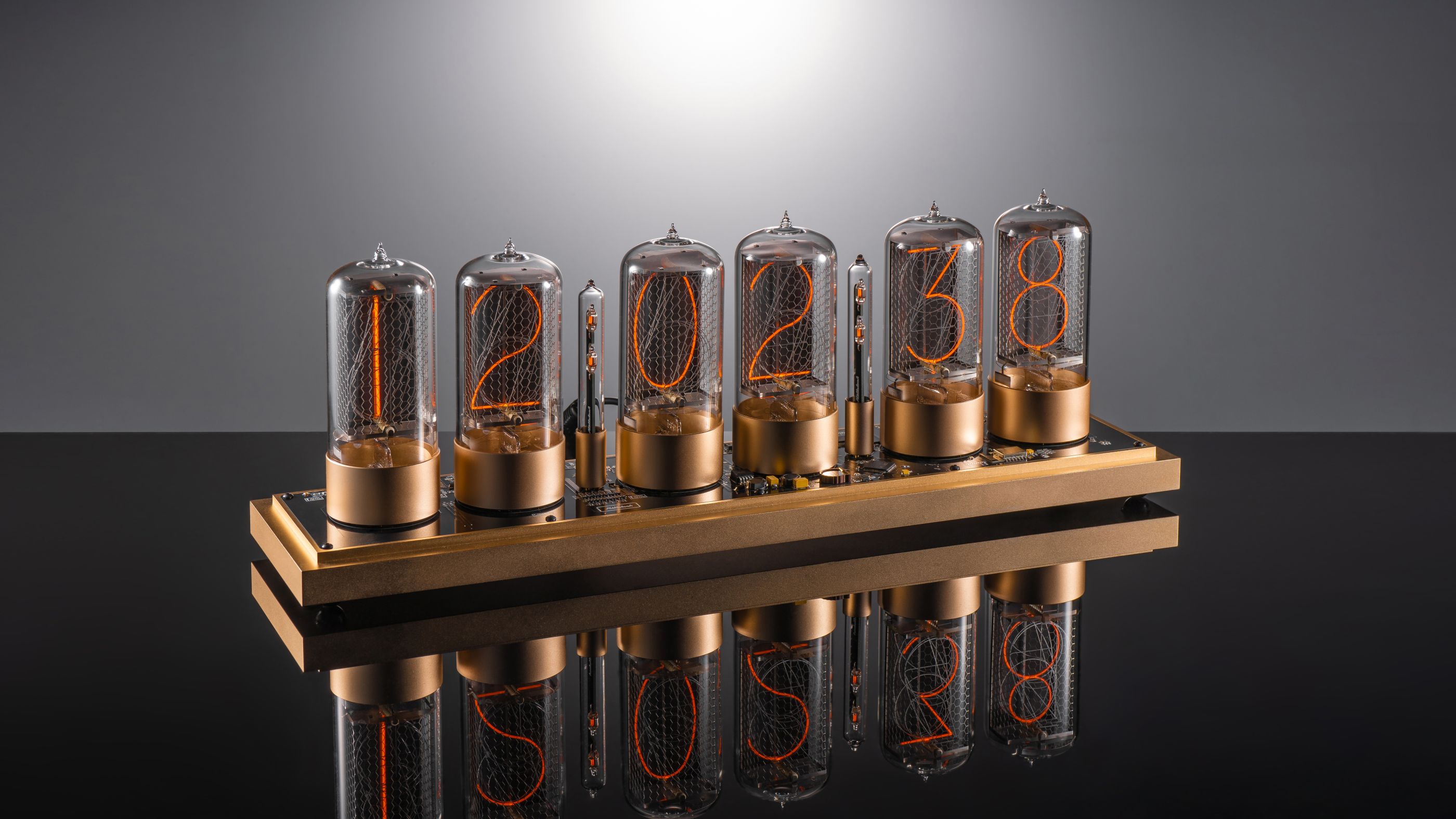 ZIN70 Nixie Clock, Gold Case & Gold Bases, Clear Glass