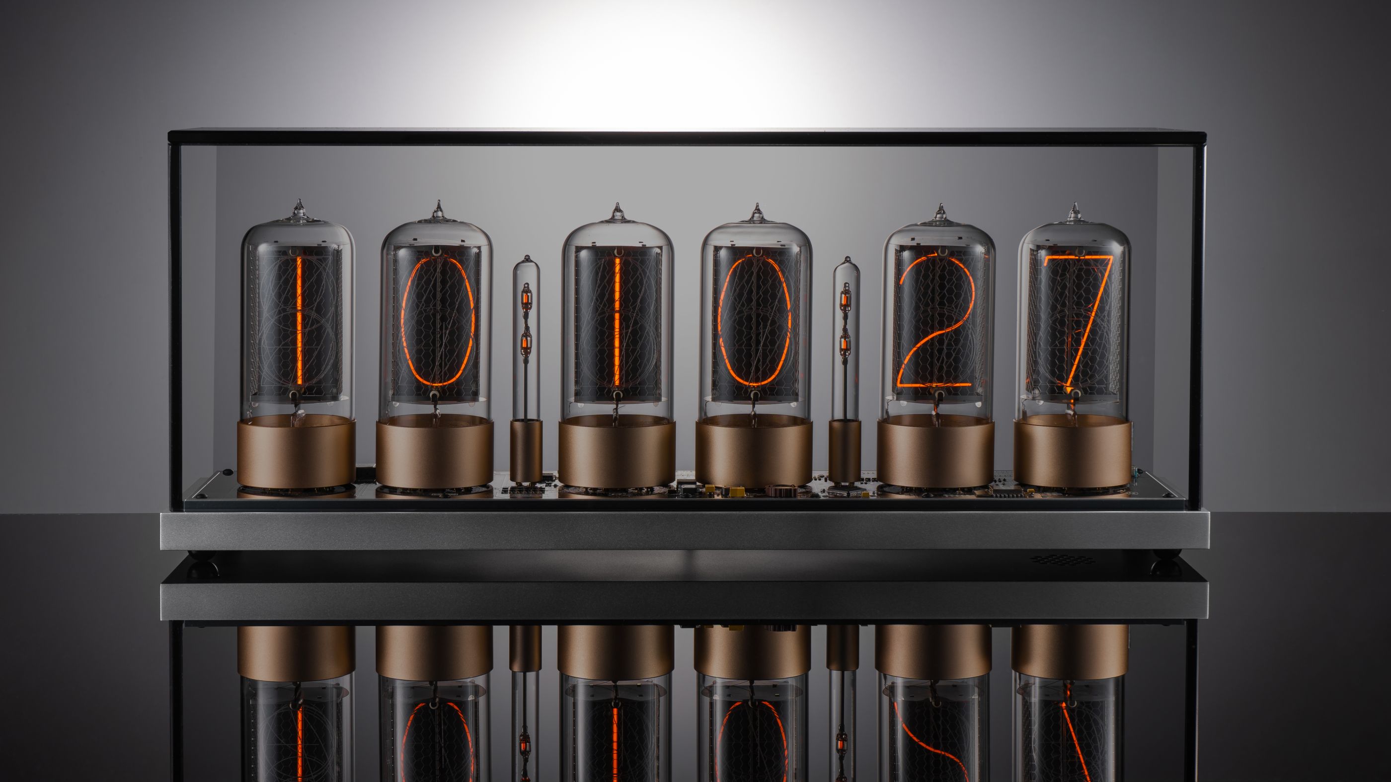 ZIN70 Nixie Clock, Silver Case & Gold Bases, Smoked Glass