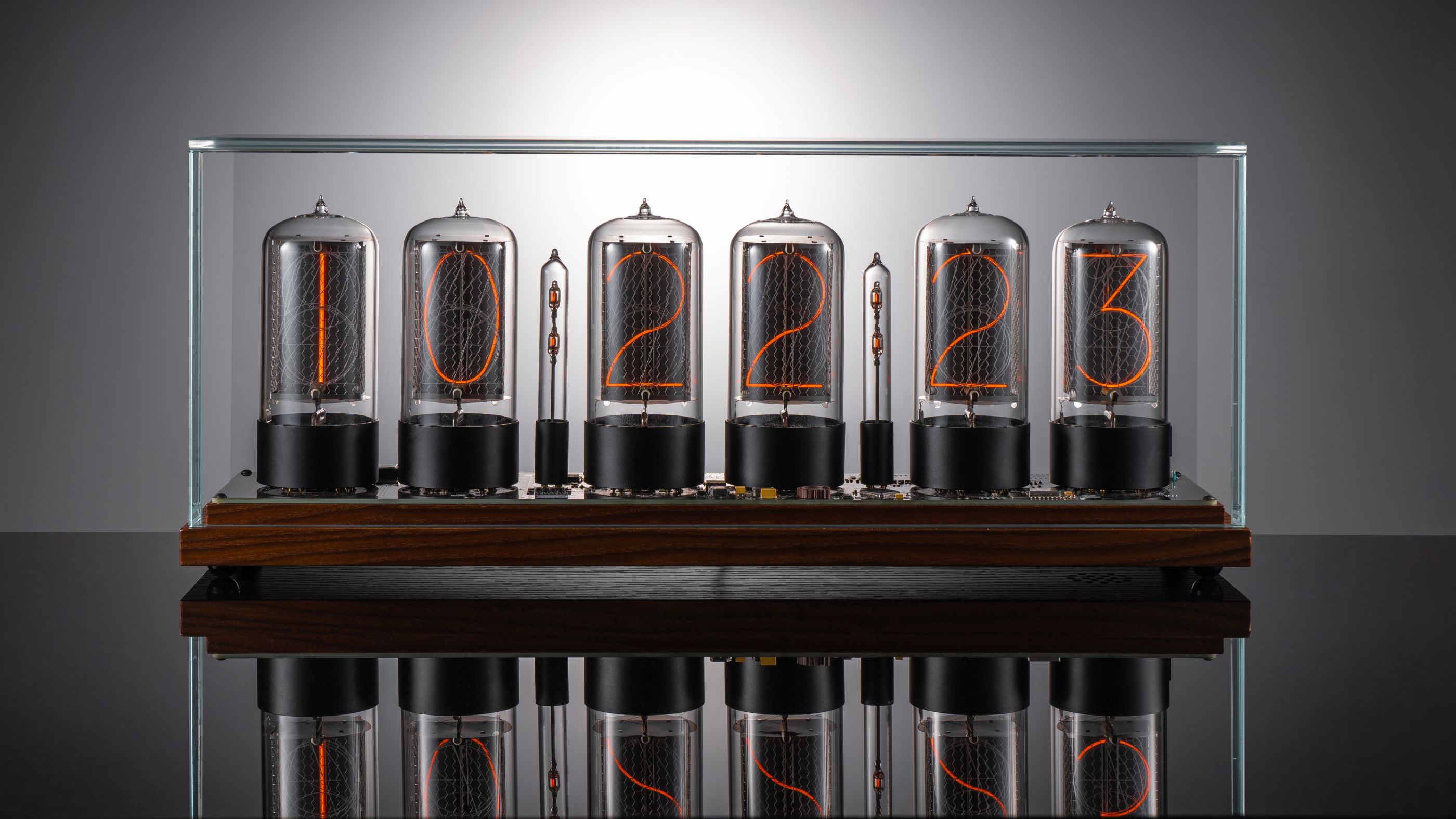 ZIN70 Nixie Clock, Walnut Base & Black Bases, Clear Glass