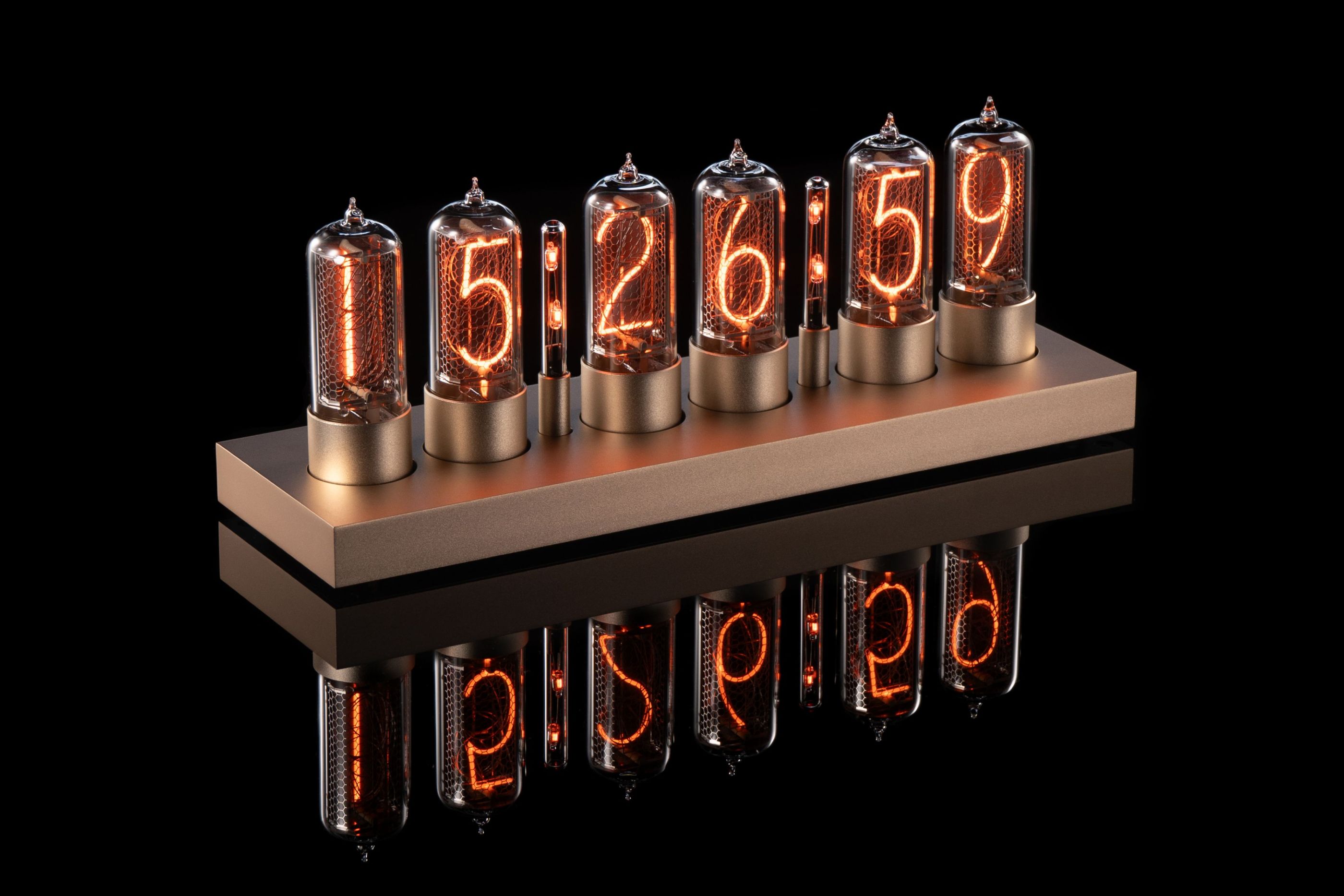 ZIN18 Nixie Tube Clock – Gold Case & Gold Tube Bases