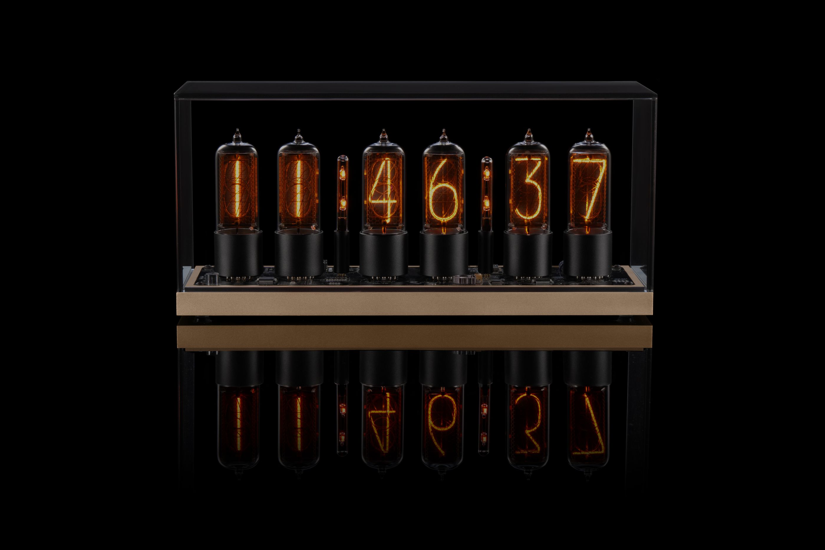 ZIN18 Nixie Clock, Gold Base & Black Tubes, Smoked Glass