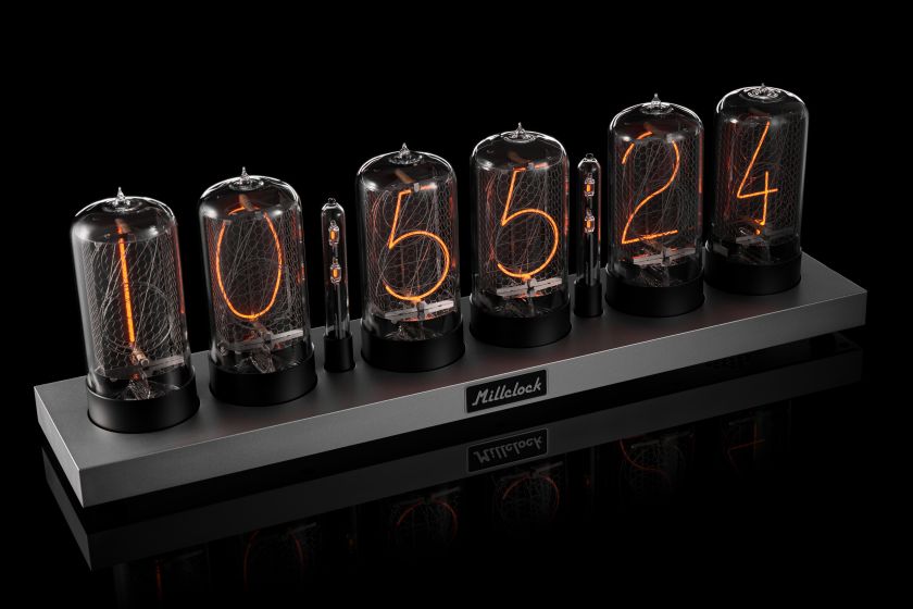 ZIN70 Nixie Tube Clock Silver Case with Black Bases | Millclock